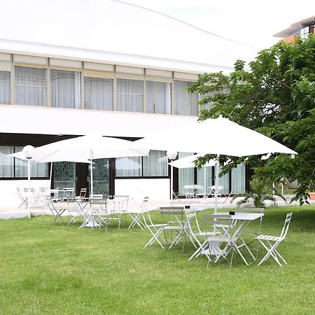 호텔 Color Punta Nord Village - Rimini 4*