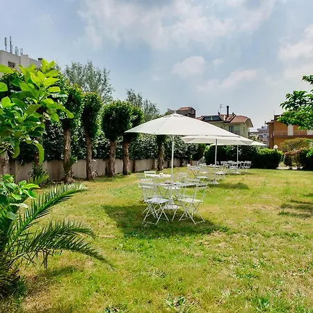 Color Punta Nord Village - Rimini ホテル